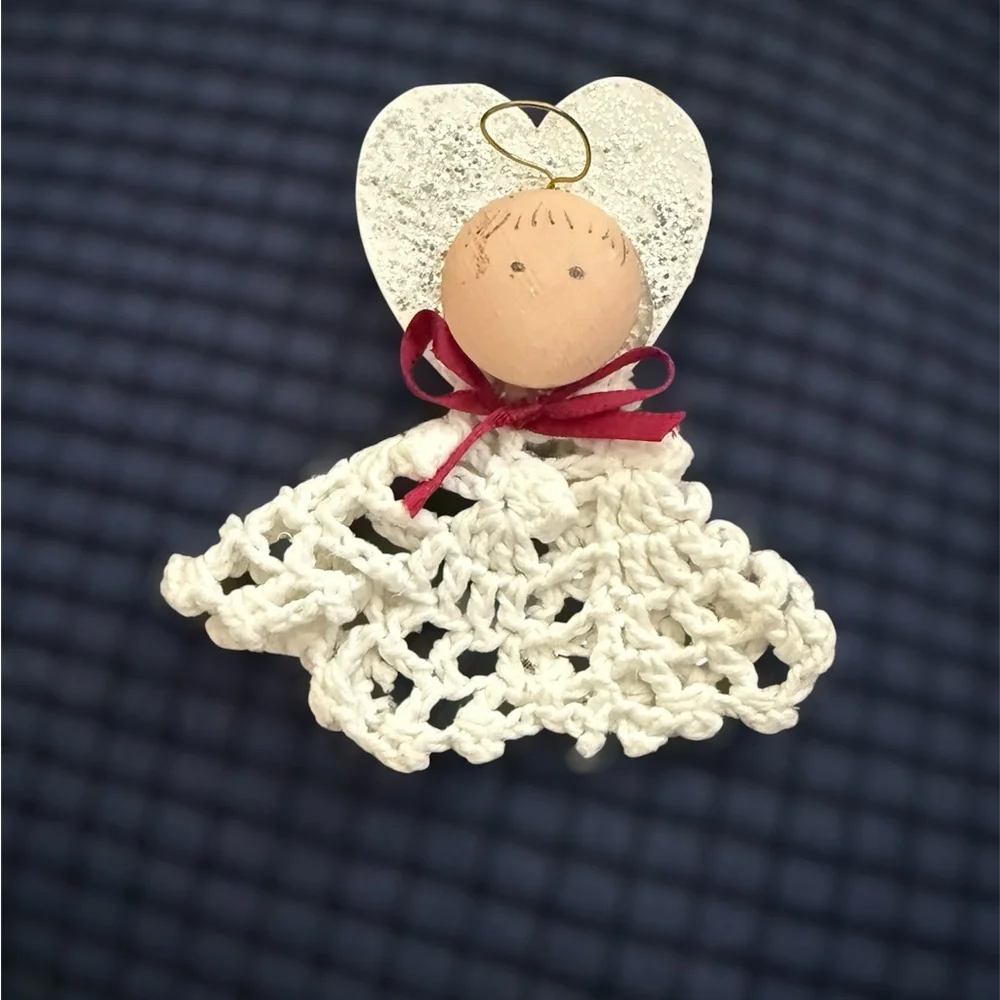 Festive Holiday Ornaments Set brooches